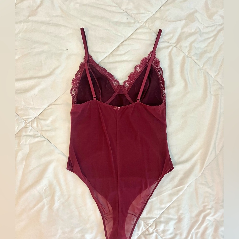Maroon satin lace bodysuit - Picture 5 of 6